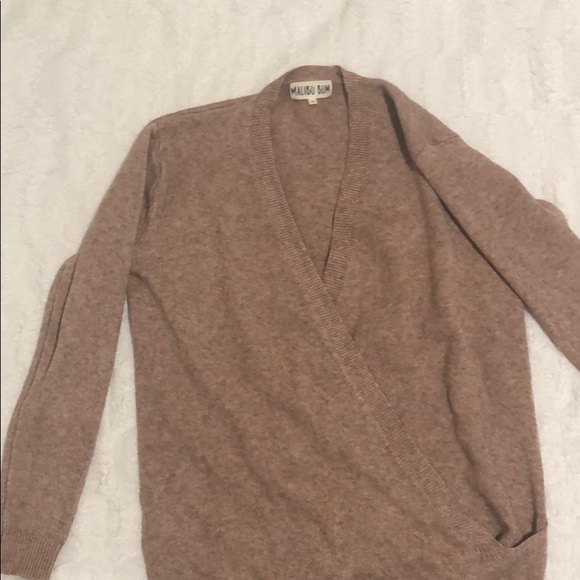NWT V Neck Tunic Sweater - Picture 6 of 11